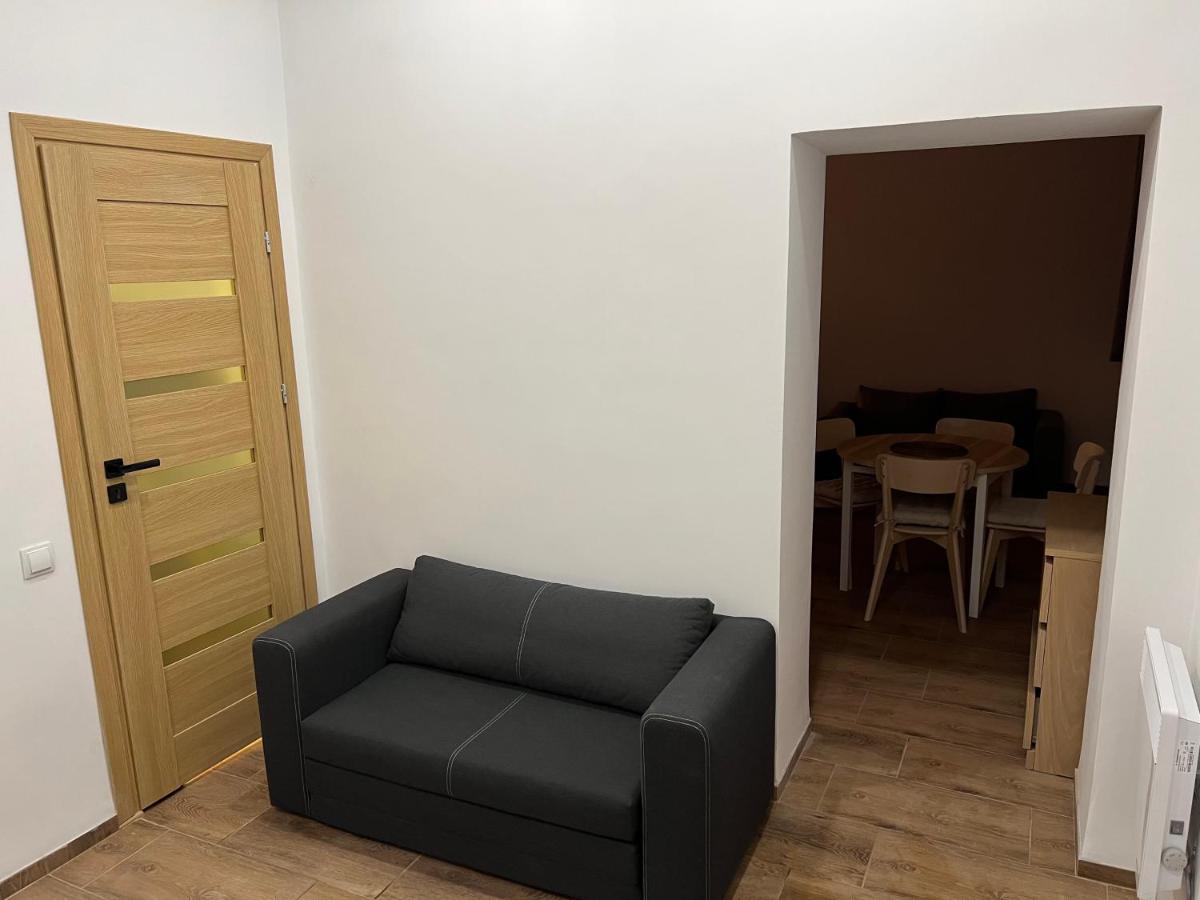 Paris Apartments Катовице Екстериор снимка